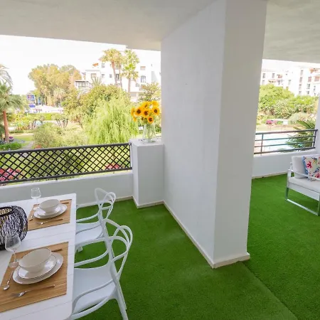 Vacation I In The Heart Of Puerto Banus! Walk Everywhere! * Marbella