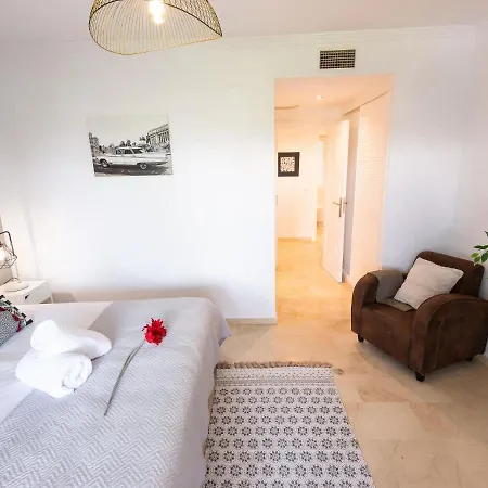 Vacation I In The Heart Of Puerto Banus! Walk Everywhere! *