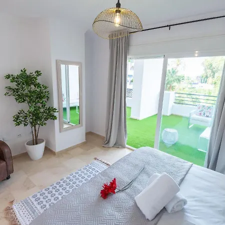 Vacation I In The Heart Of Puerto Banus! Walk Everywhere! Apartament